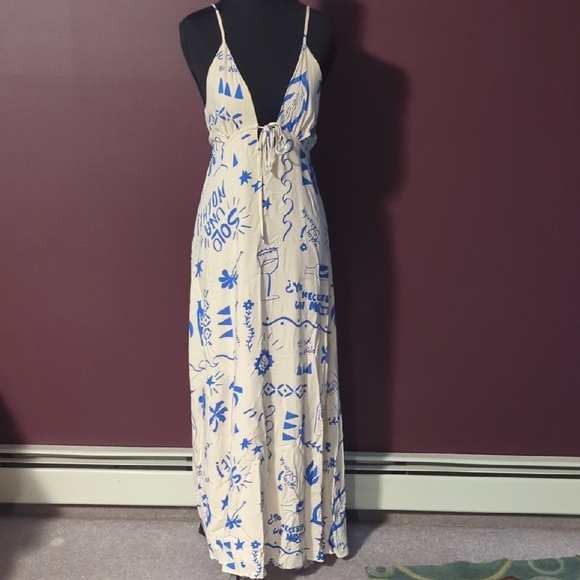Paper Heart Dresses & Skirts - Chic Cream Maxi Dress with Blue Accents